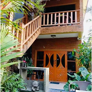 Guest house Golf House